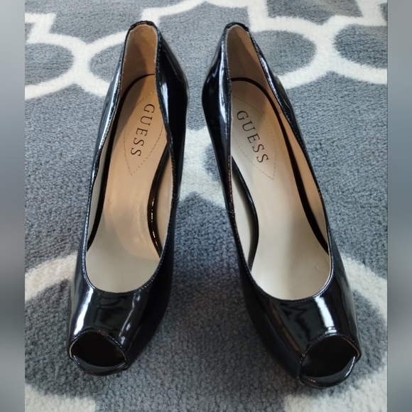 Guess Patent Look Peep Toe Stiletto Heels 👠 - Picture 6 of 12